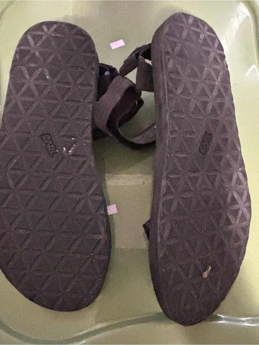 Teva Black Velcro Strap Sandals Sz 10 Excellent Condition
